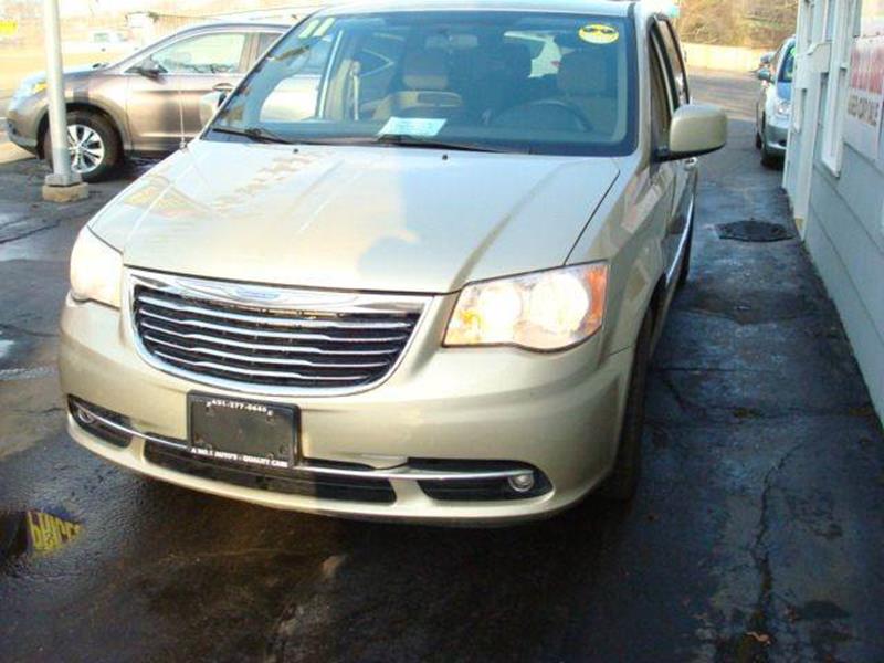 2011 chrysler town and country automatic door problems